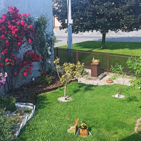 Utulny Privat Apartamento Veľký Meder Exterior foto