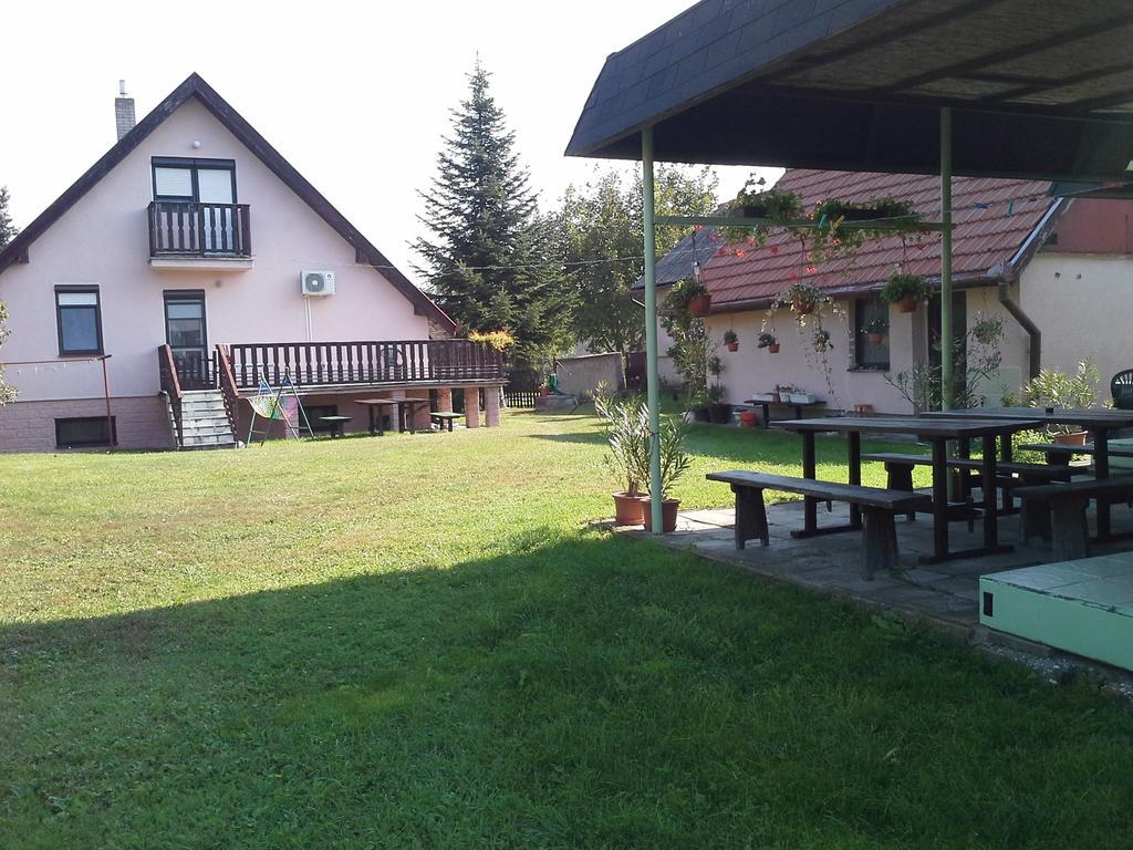 Utulny Privat Apartamento Veľký Meder Exterior foto
