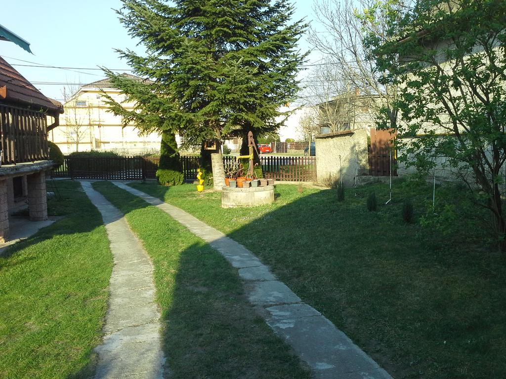Utulny Privat Apartamento Veľký Meder Exterior foto